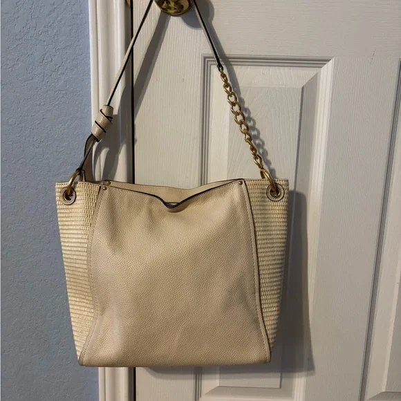 Tory Burch Cream and Gold Shoulder Bag - Picture 2 of 8